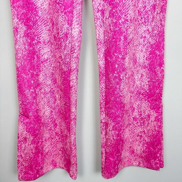 URBAN OUTFITTERS | NEW Vivica Soft Faux Suede Pink Snake Print Women’s Size 4 - Picture 6 of 12